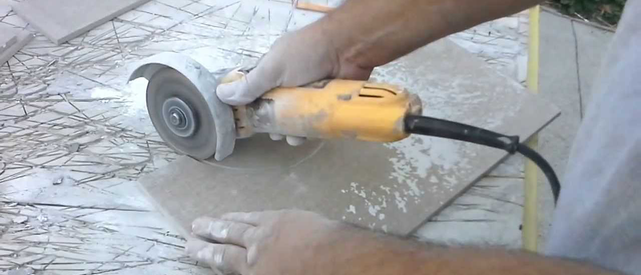 Diamond tile cutting blades